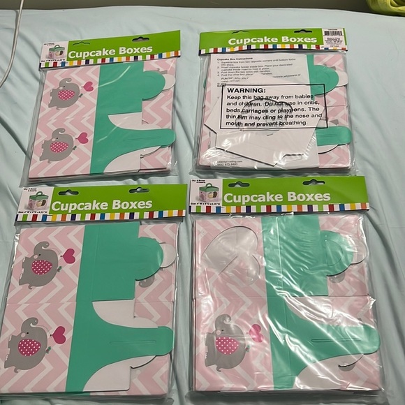 Cupcake single boxes elephant design cute cupcake boxes. Total 24 single cupcake - Picture 3 of 8